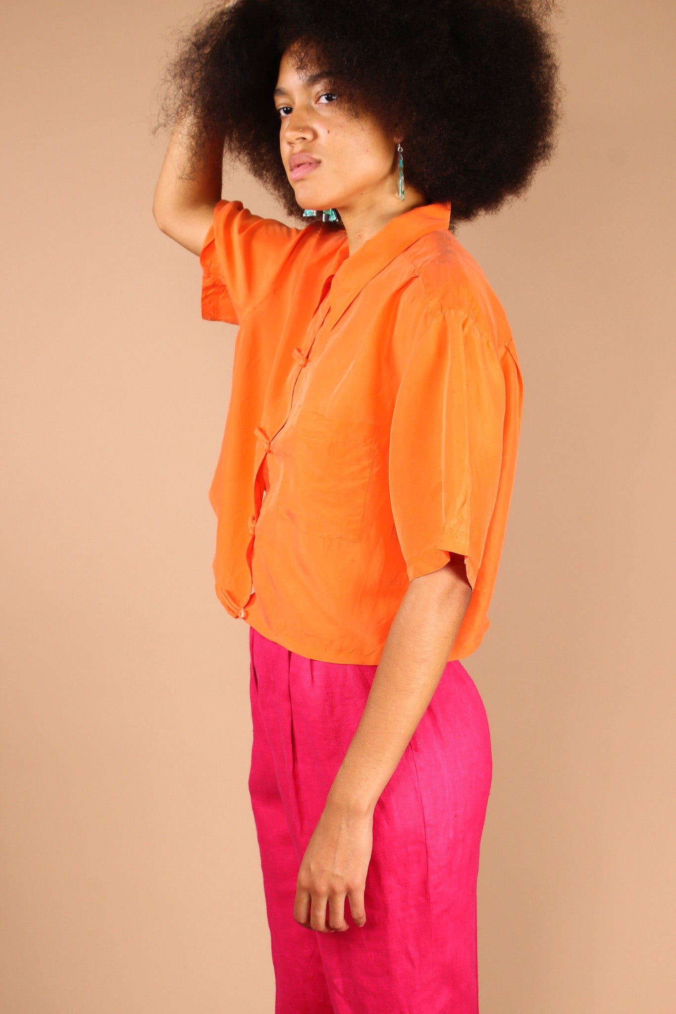 Redesigned Tangerine Crop Shirt Size L – COMMUNITY