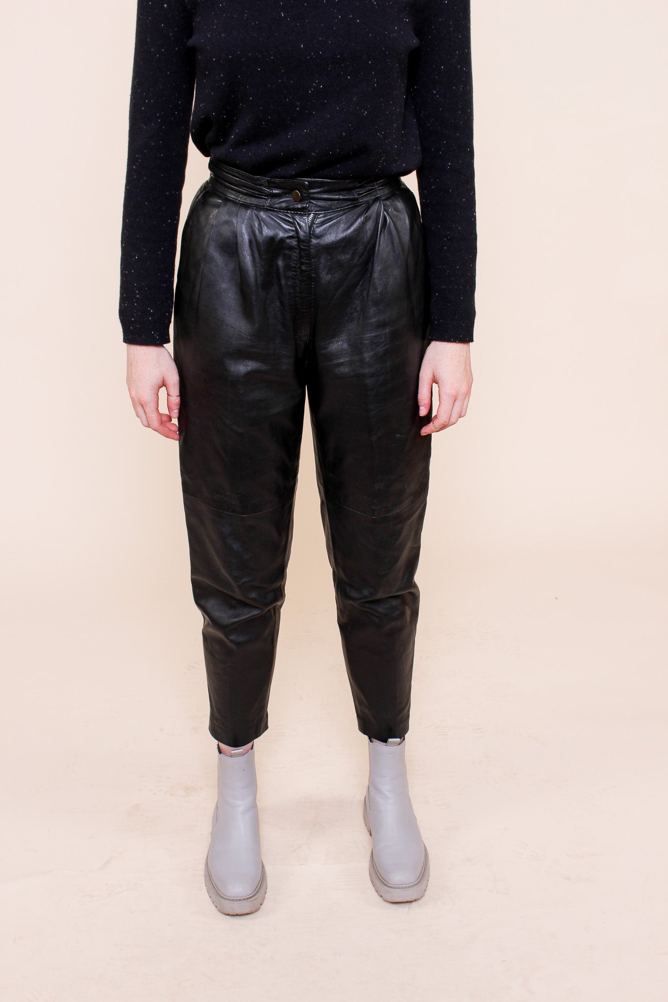 Vintage Onyx Pleated Leather Pants Size S