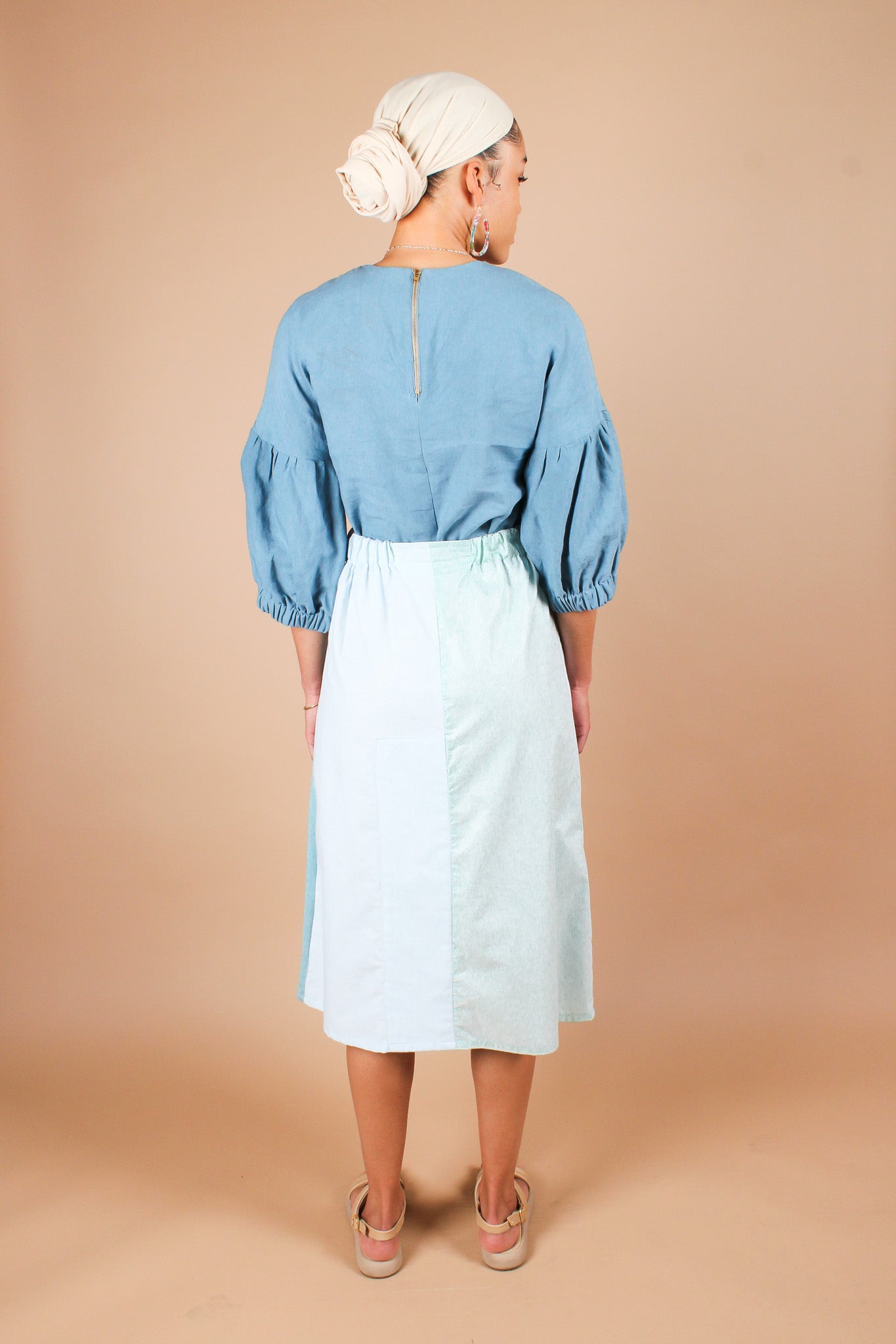 Handmade Lantern Sleeve Linen Top in Pond