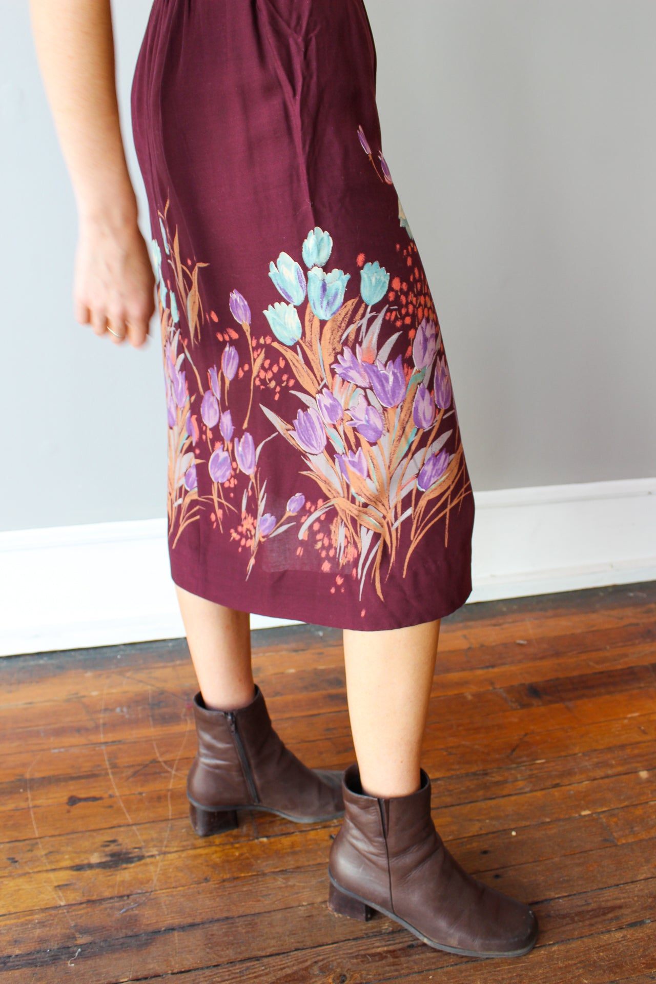 Vintage Floral Midi Skirt Size S